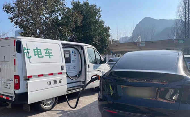 临邑汽车搭电